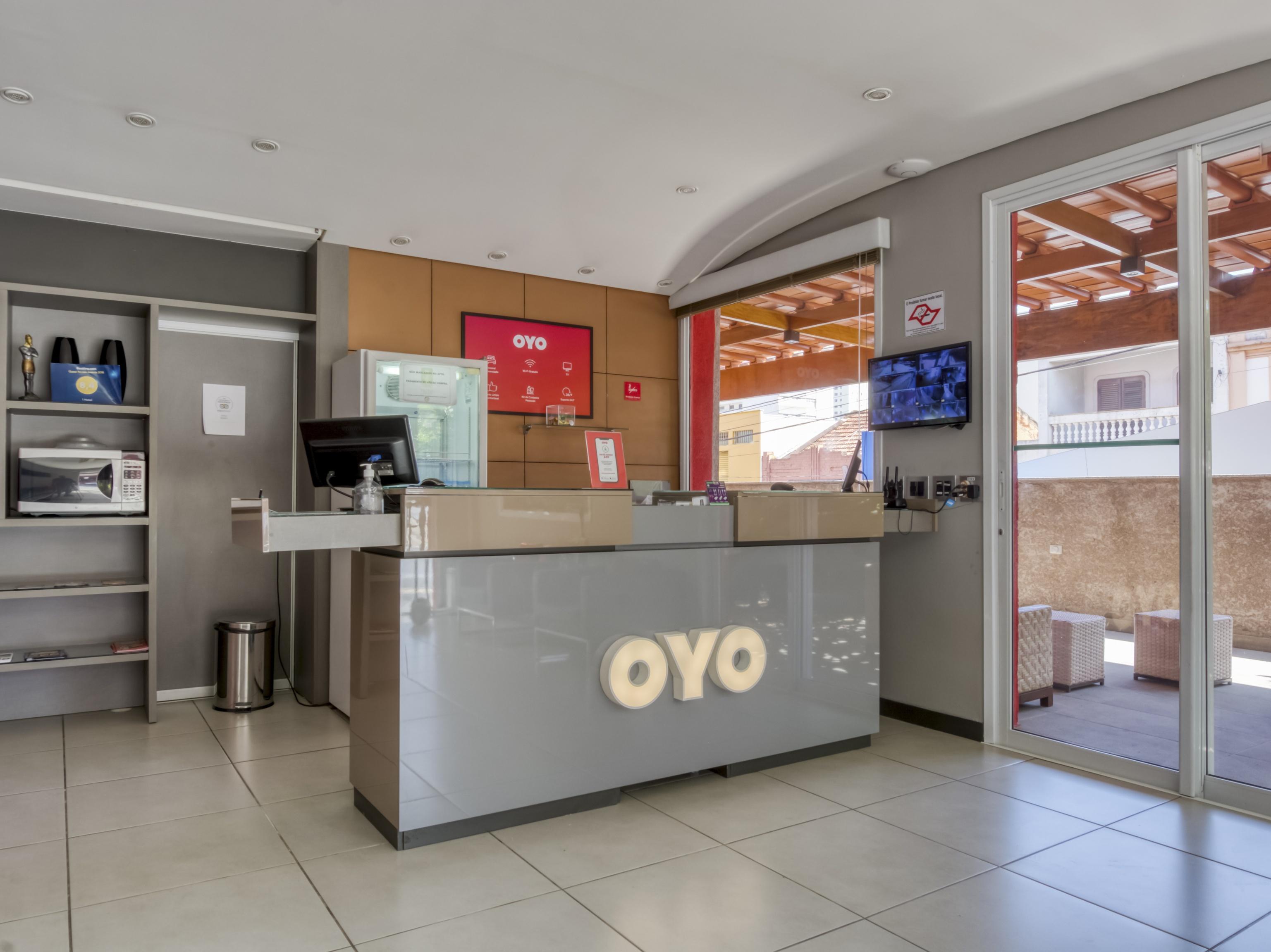 I-Hotel פיראסיסבה מראה חיצוני תמונה